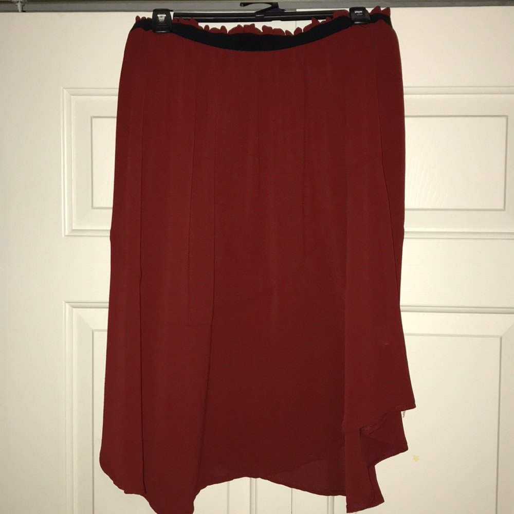 Red/orange skirt